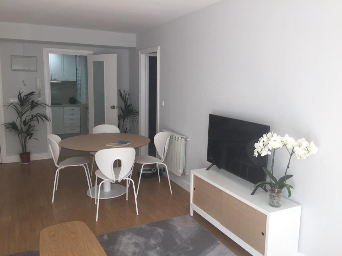 Apartamento de La Luz Céntrico en Náutico -Parking - Ferienwohnung Vigo
