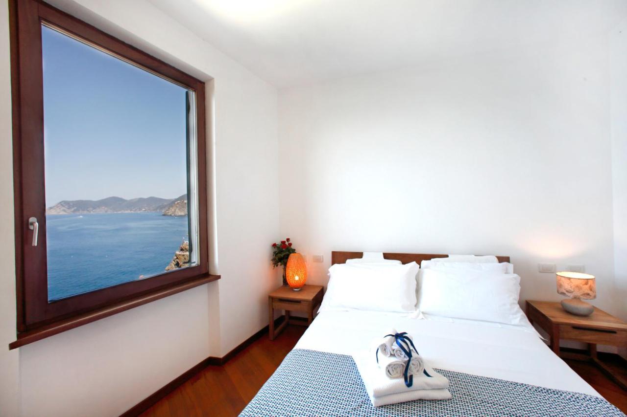 Camera Matrimoniale Ampia con Vista Mare