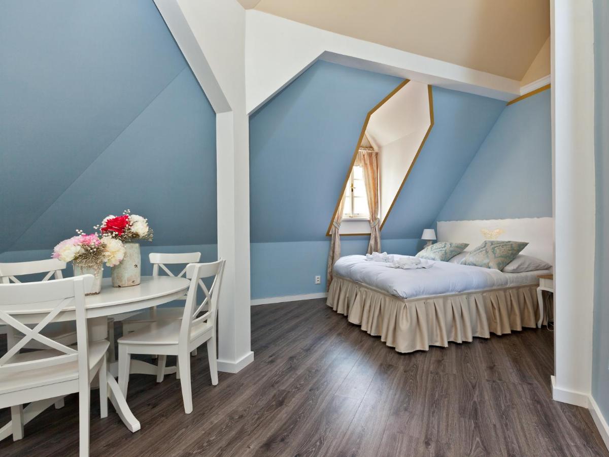Deluxe Family Studio (4 Adults)