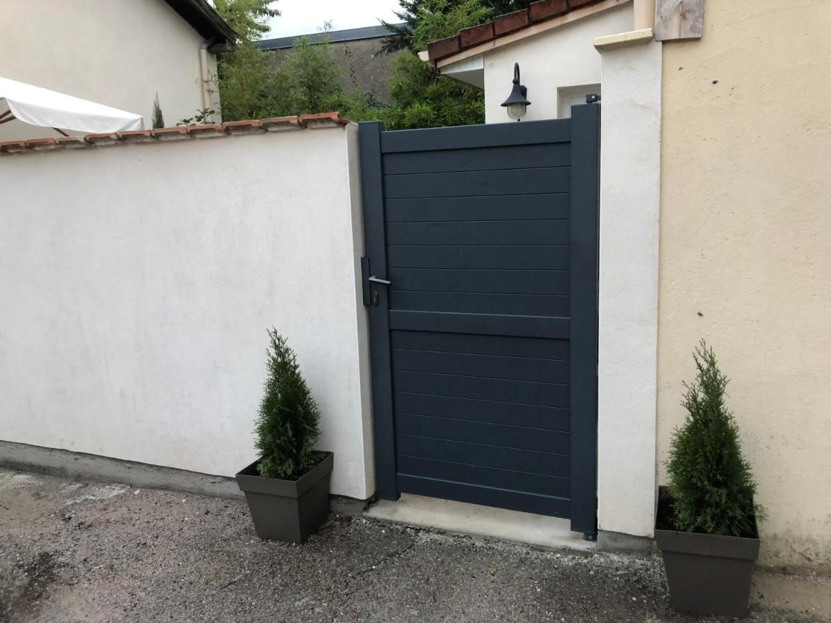 studio maisonnette avec jardin, Nancy Thermal, Artem - Bed and Breakfast