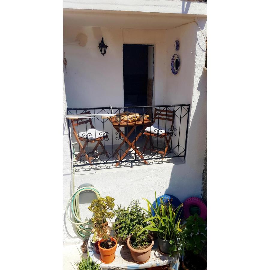Penny's studio in the heart of Poros - B&B Póros