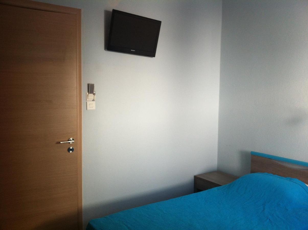 Twin Room with Mountain View