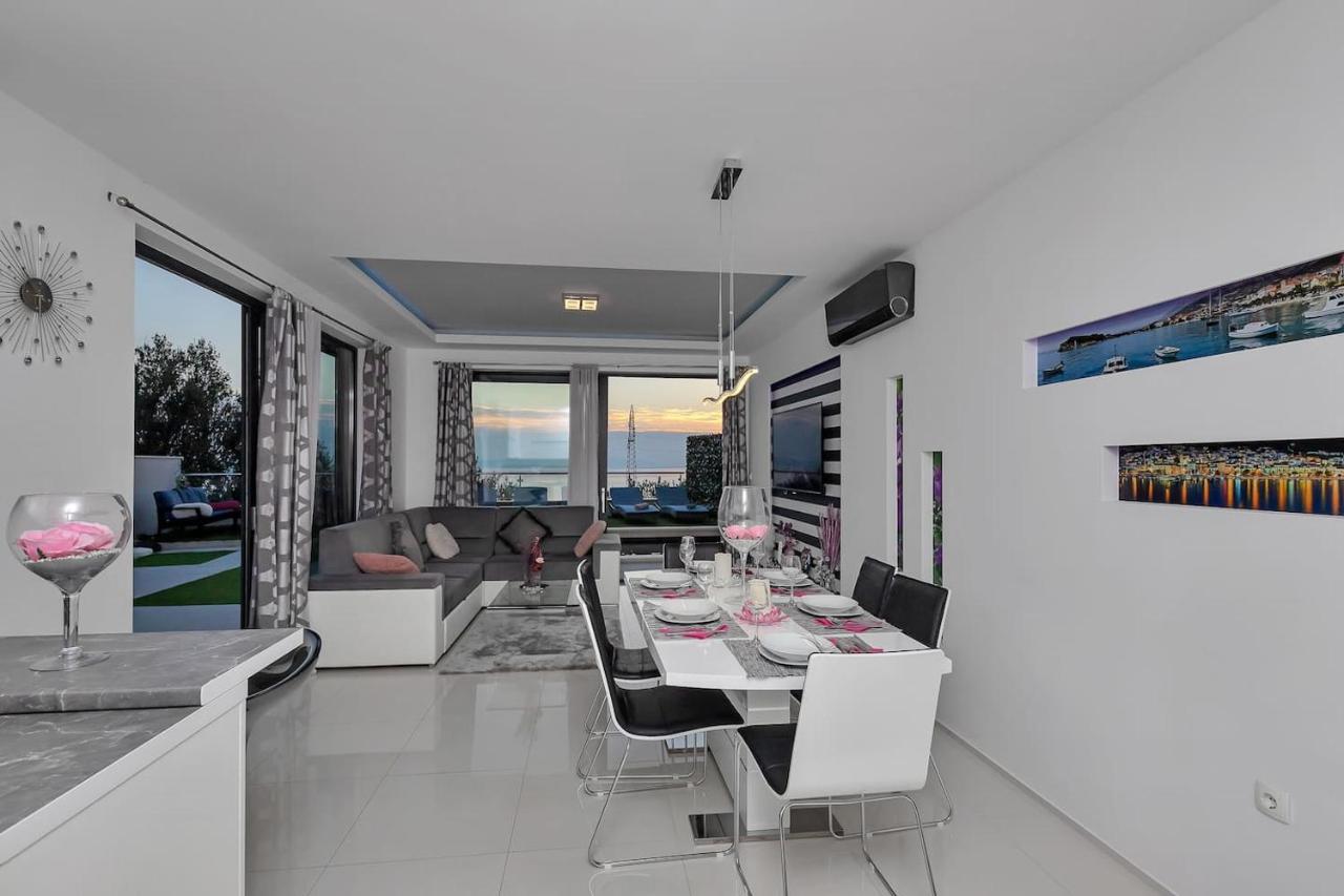 Holiday home Nera - Bed and Breakfast Makarska