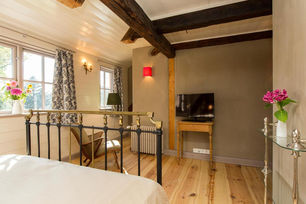 Deluxe Double Room with Shower