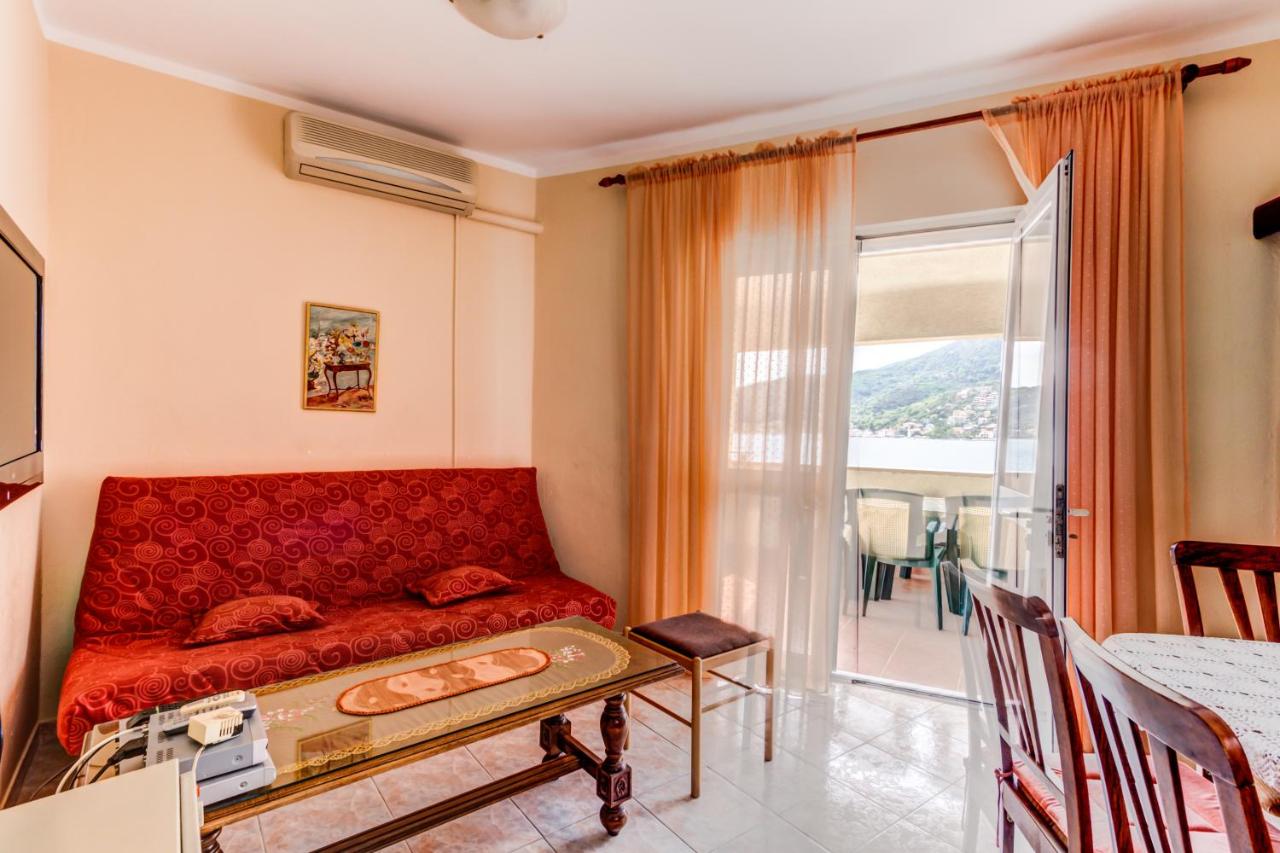 Apartment mit Meerblick