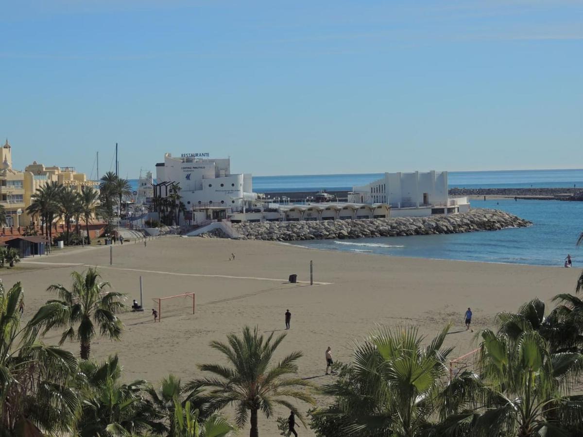 "VIVE BENALMÁDENA LUXE PUERTO MARINA" primera linea de playa - B&B
