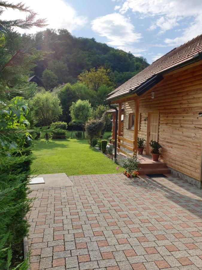 Drvena Hižica - B&B