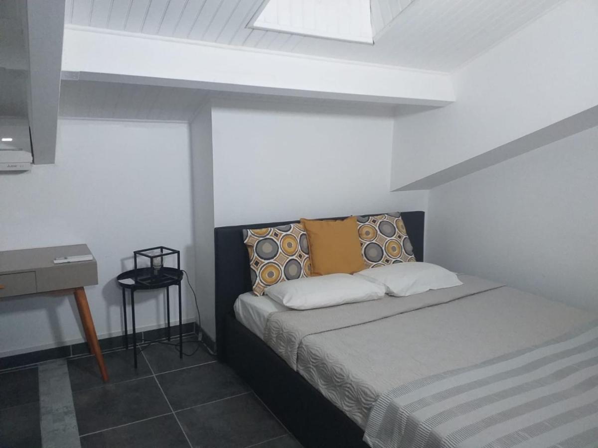 Appartamento con 3 Camere da Letto