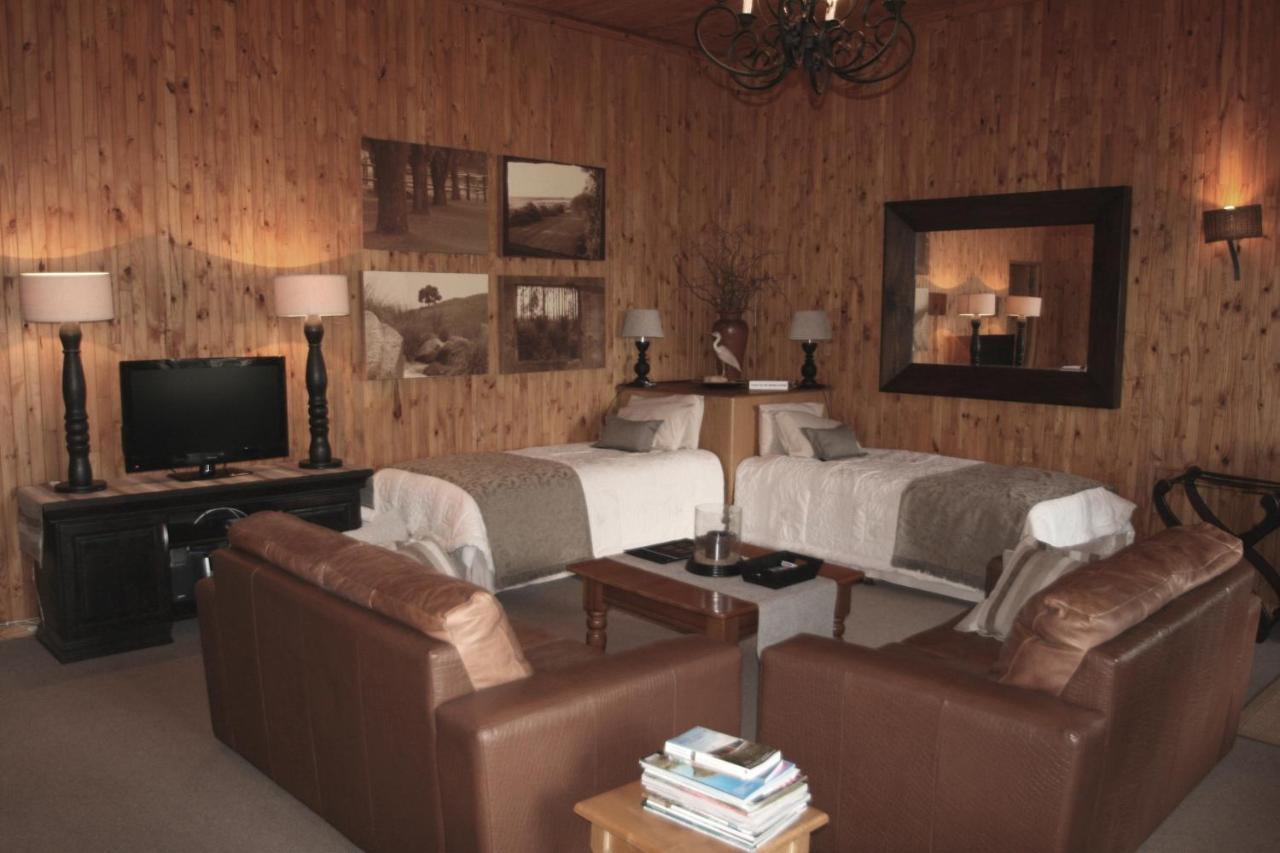 Queen Room with Spa Bath
