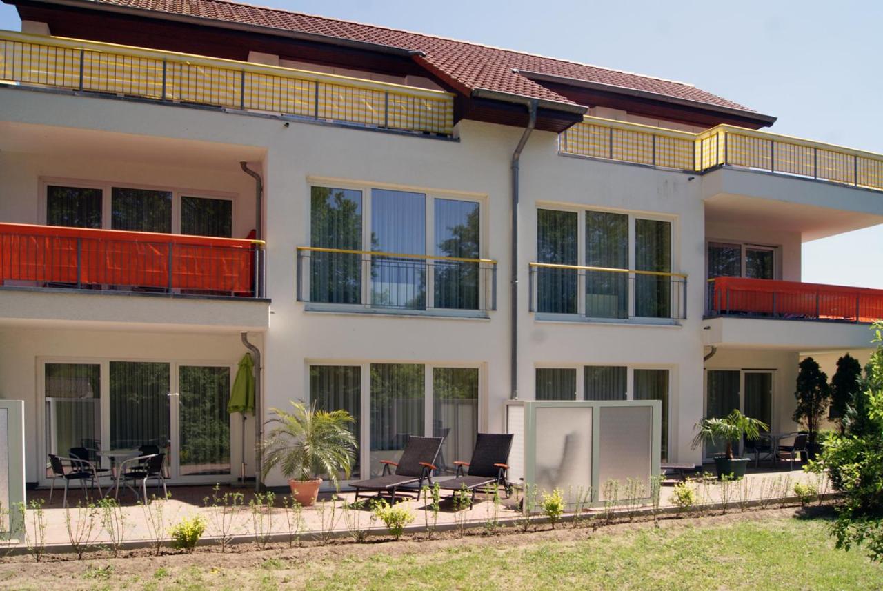 Am Schloonsee Haus D - B&B