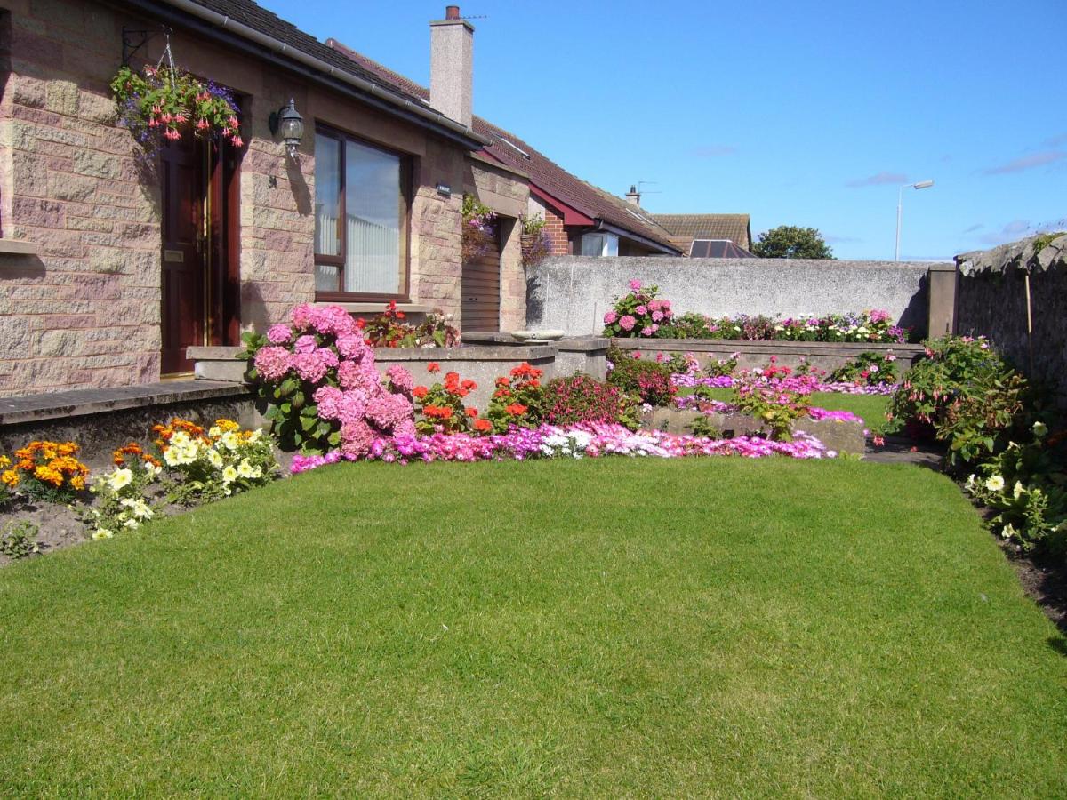 B&B Lossiemouth - Jomarnic B&B - Bed and Breakfast Lossiemouth