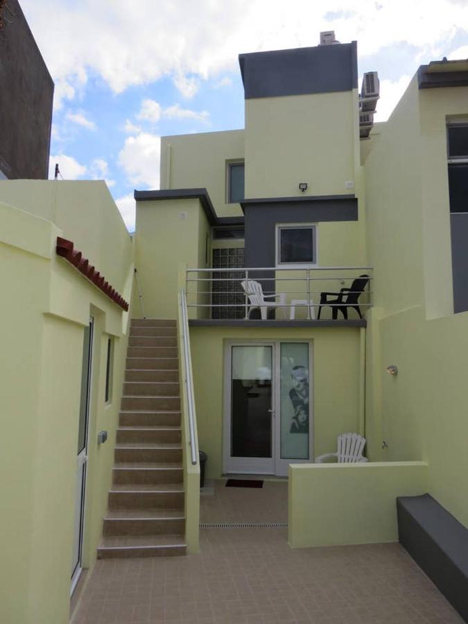 Hands House Magic - Bed and Breakfast Ponta Delgada
