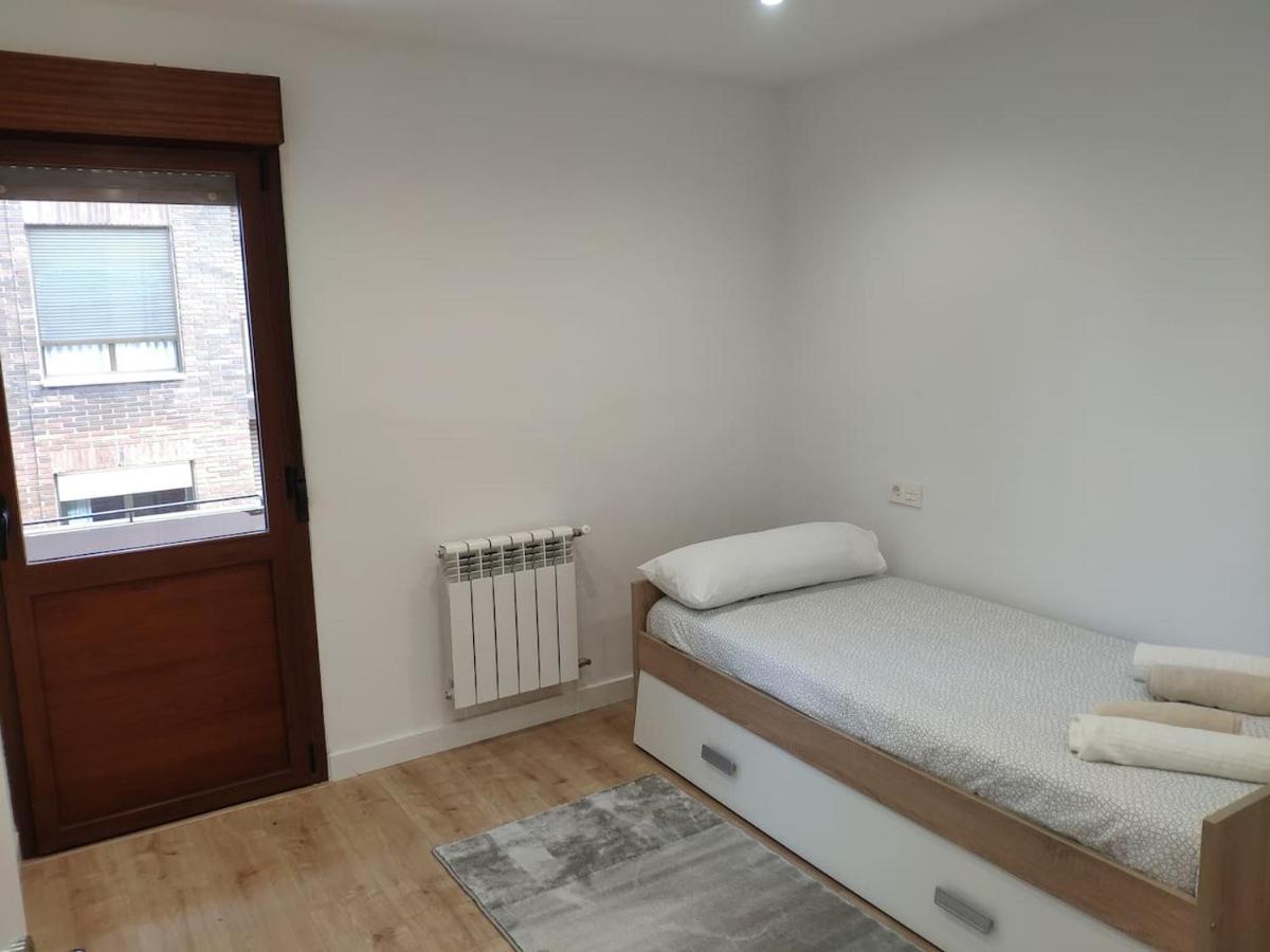 102A Apartamento moderno 2 habitaciones - B&B