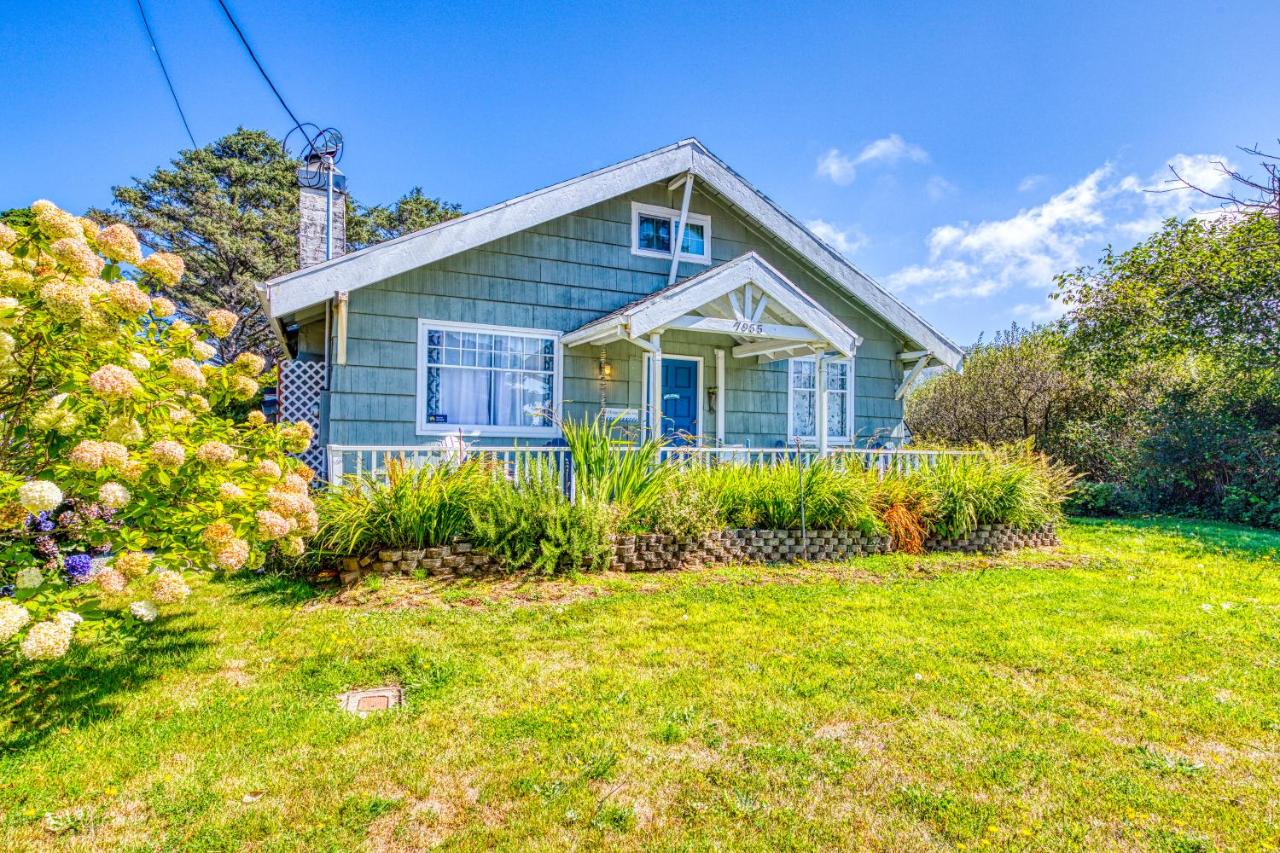 Cottage by the Sea - B&B