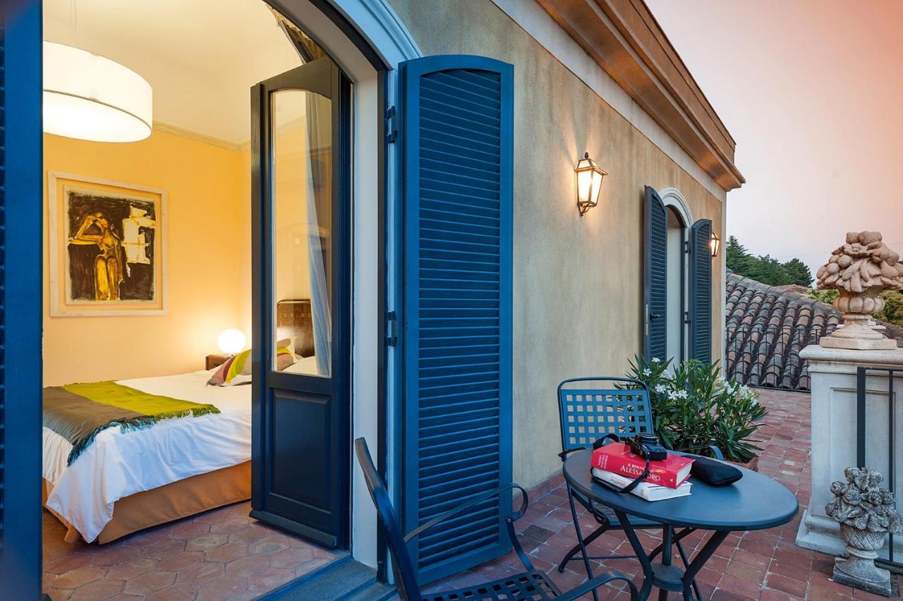 Camera Matrimoniale/Doppia con Letti Singoli con Balcone 