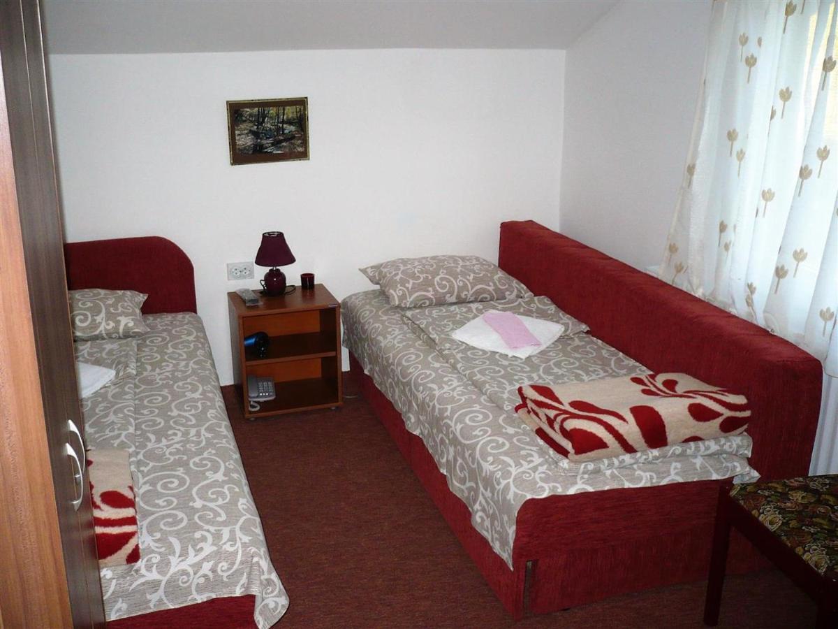 Triple Room with Bathroom