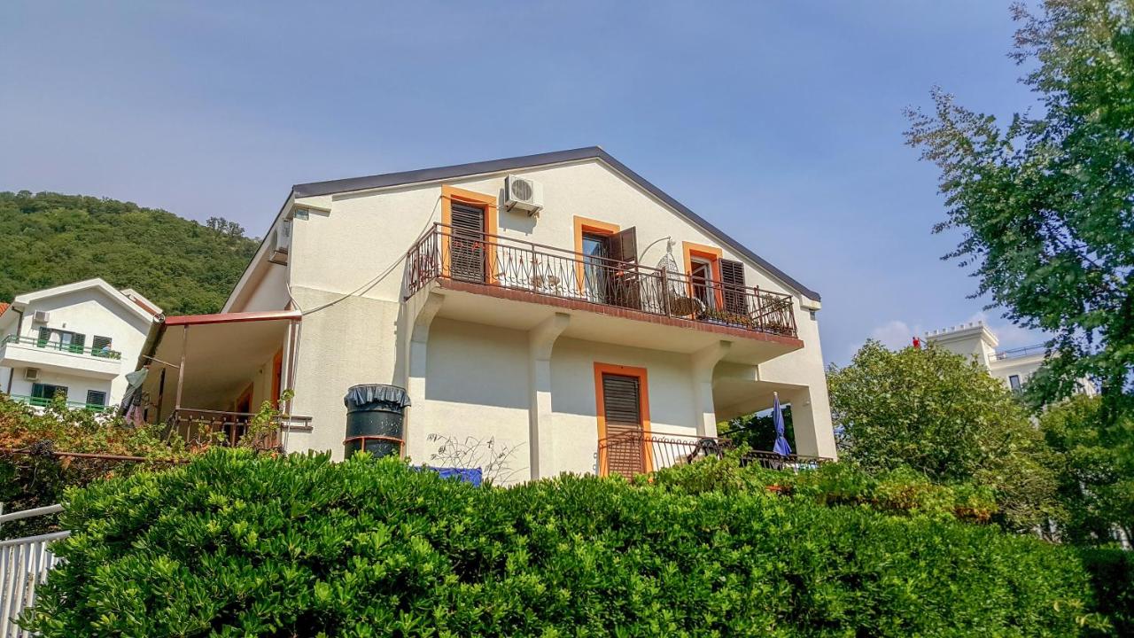 Baka Zlata Apartments - B&B Petrovac na Moru