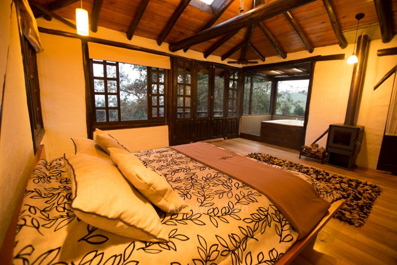 Honeymoon Suite