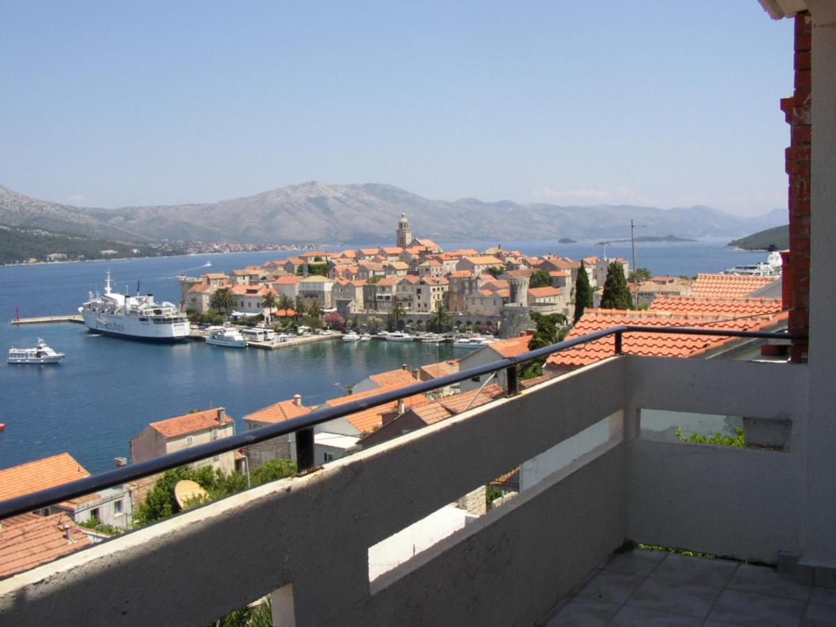 Studio with Balcony and Sea View