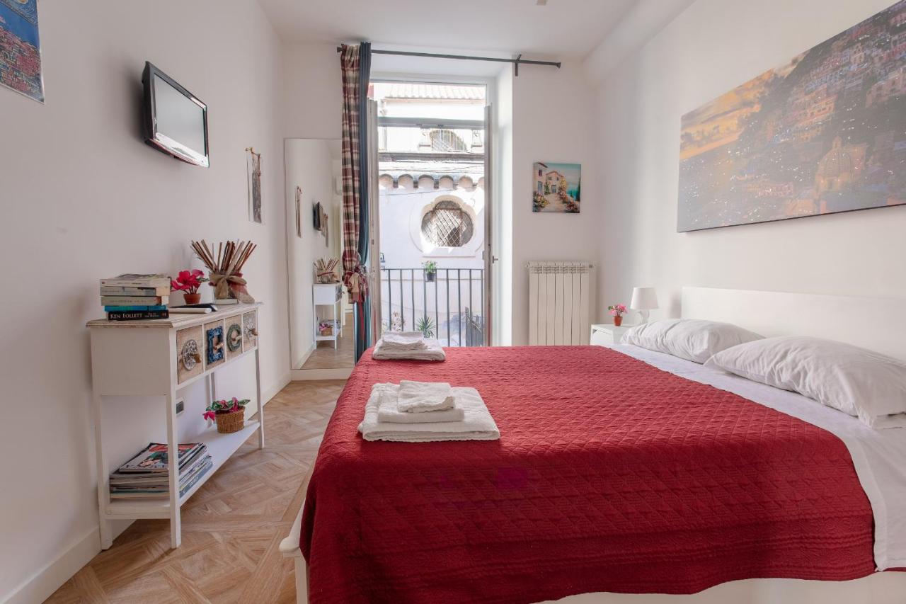 B&B Neapel - Il Balcone Sui Presepi Apartment - Bed and Breakfast Neapel