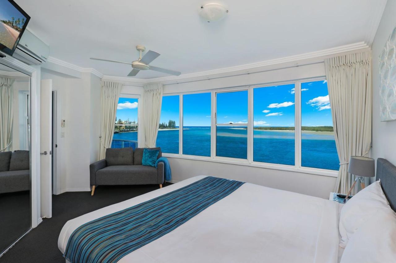 Two-Bedroom Penthouse Apartment - Absolute Waterfront