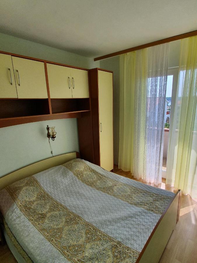Appartamento con 2 Camere da Letto