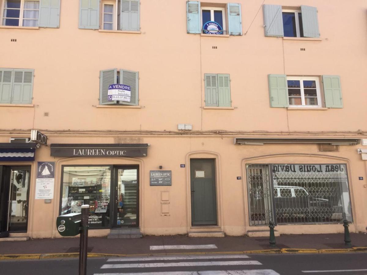 CASA JUNGLE ! Superb duplex apartment, Place des LICES ! - B&B