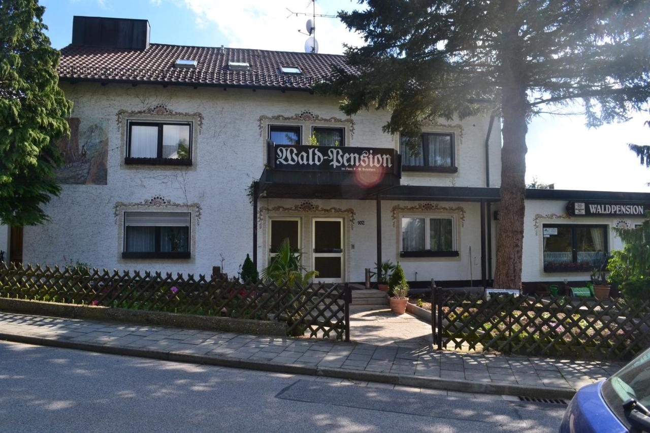 B&B Regenstauf - Waldpension - Bed and Breakfast Regenstauf