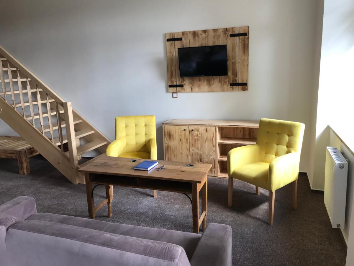 Familiekamer met Uitzicht op de Bergen
