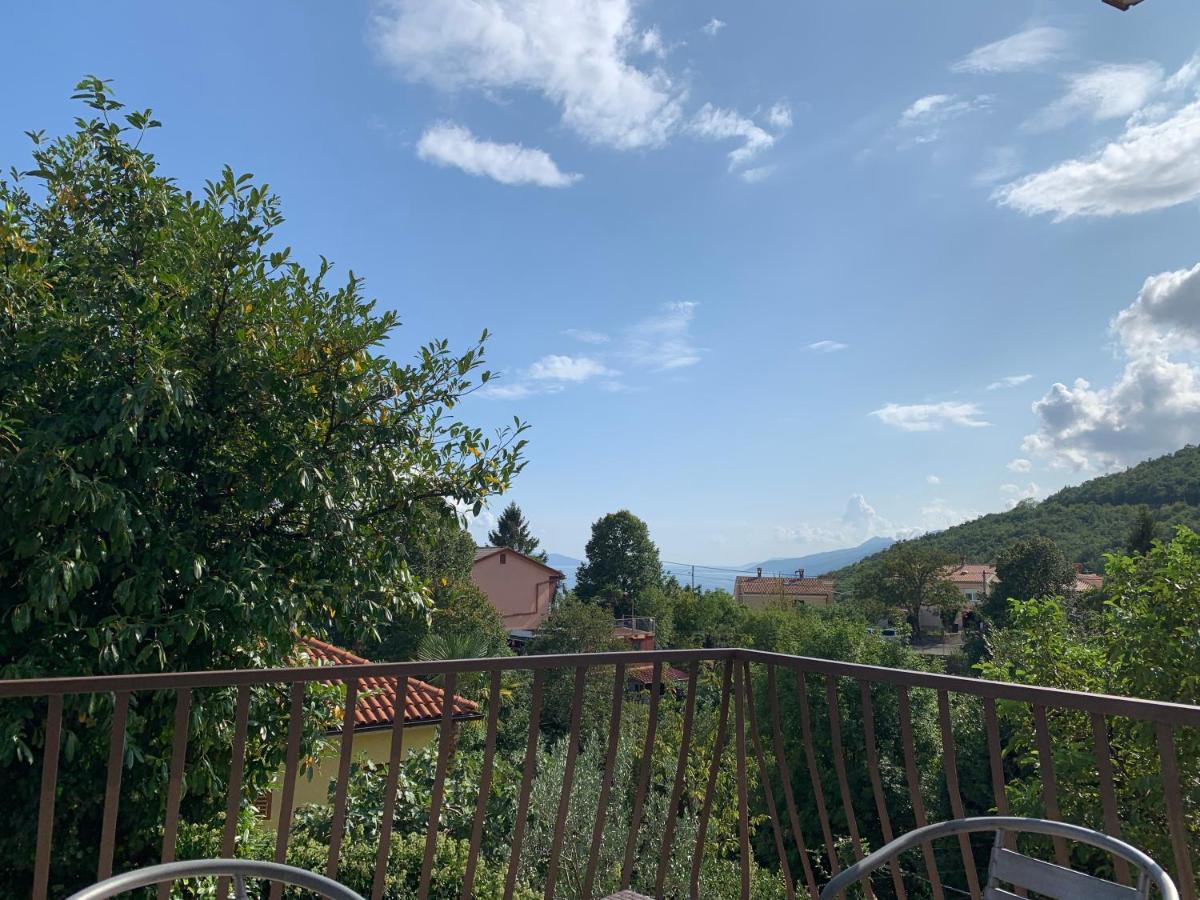 Apartment mit 2 Schlafzimmern und Meerblick