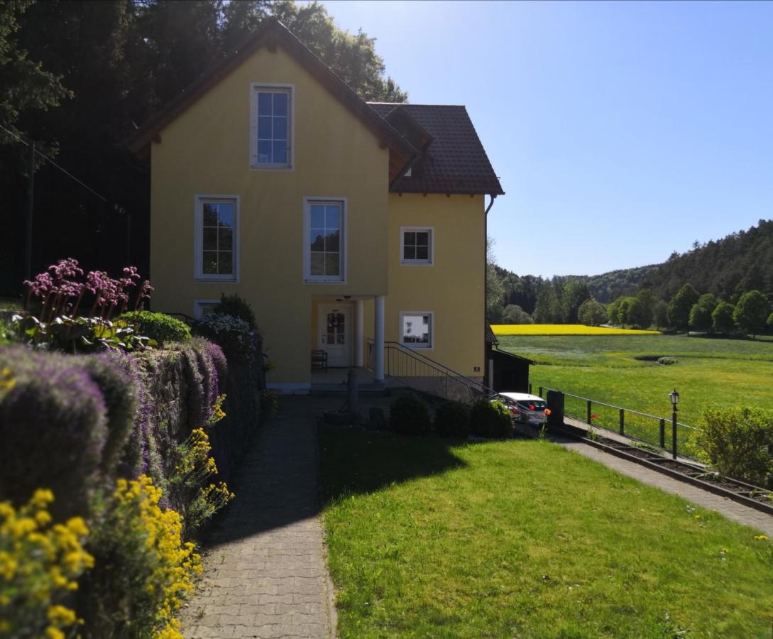 B&B Deuerling - Ferienhaus am Bach - Bed and Breakfast Deuerling