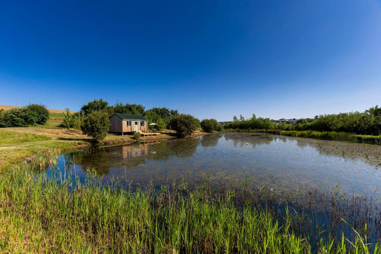 Studio with Lake View