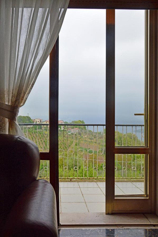 DOMUS LACUS - B&B Campolattaro