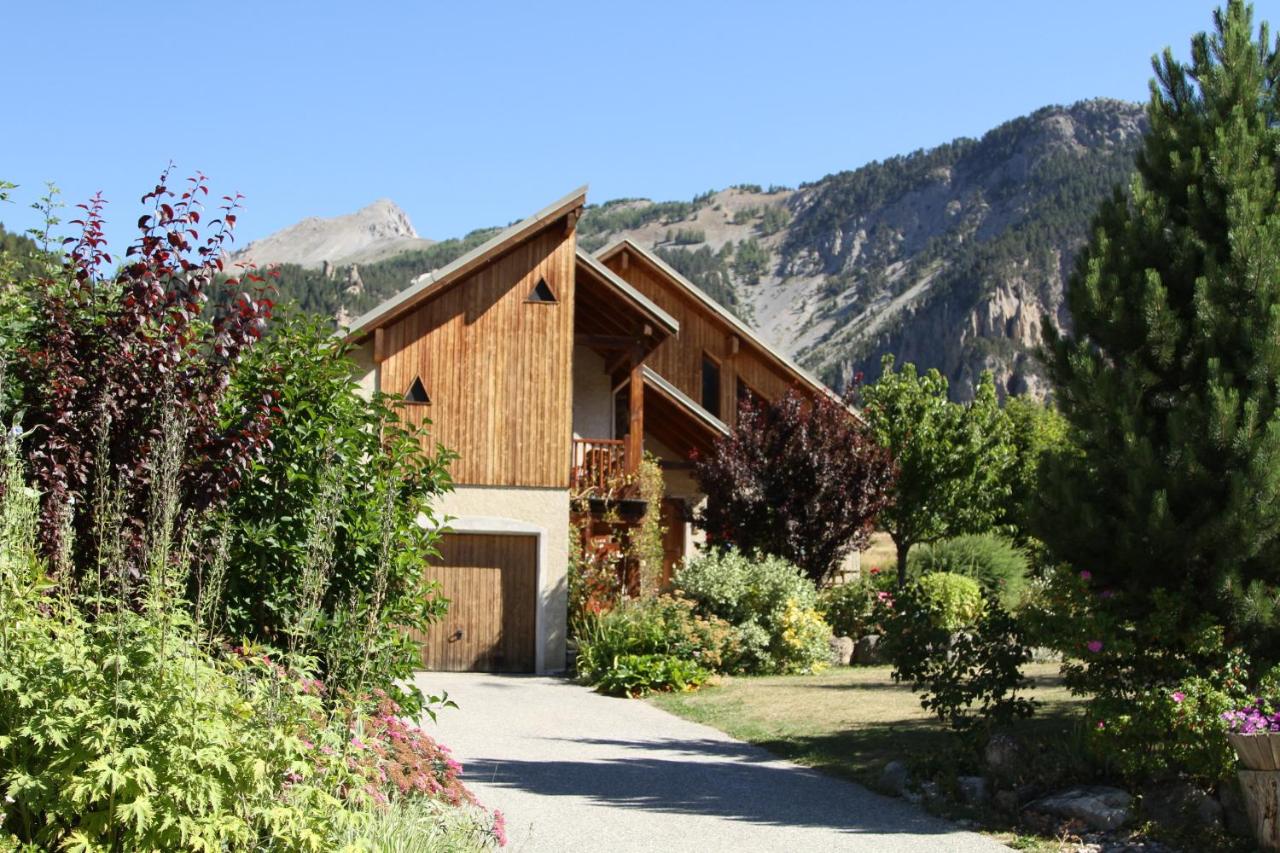 B&B Névache - Le Pied des Thûres - Family Chalet to host memorable moments! - Bed and Breakfast Névache