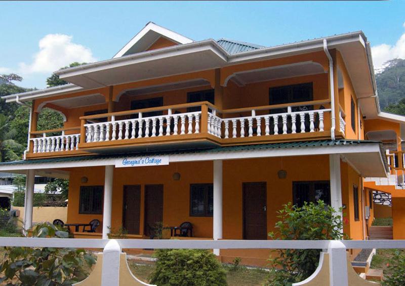 Georgina's Cottage - B&B