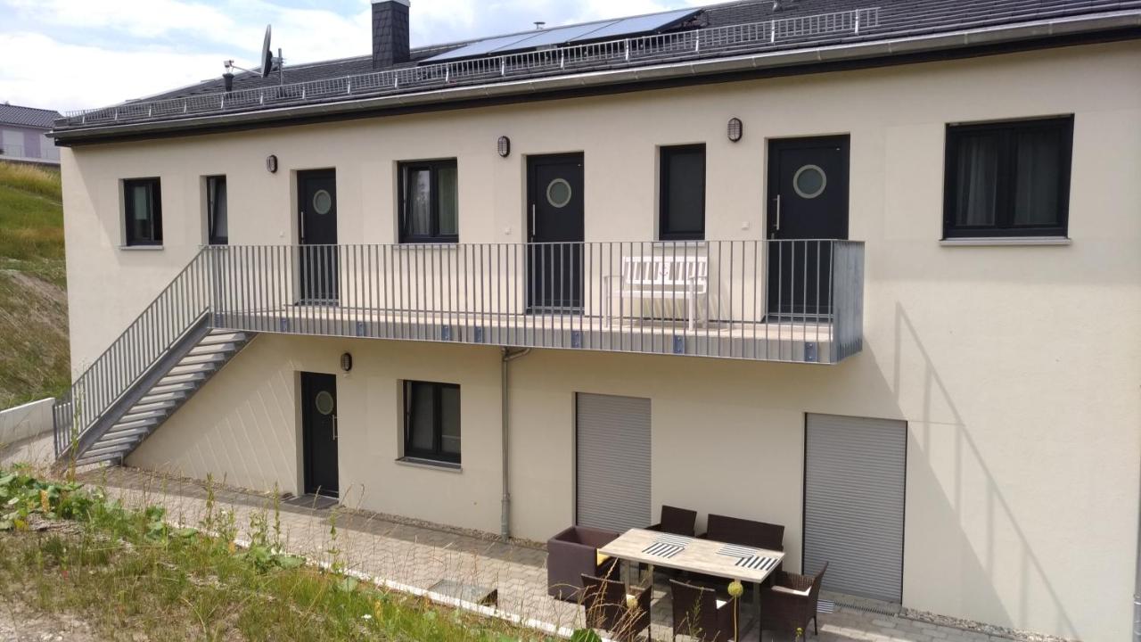 Ferienwohnungen direkt am See - B&B