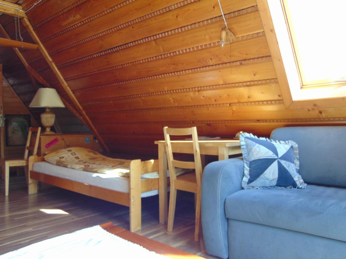 Studio met Balkon en Uitzicht op de Bergen