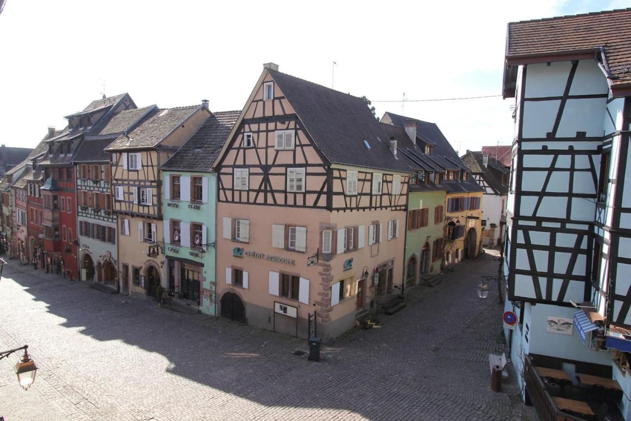 Chambre chez l'habitant - L Écureuil - Cœur de Riquewihr - 2 personnes - Chambres d'hôtes Riquewihr