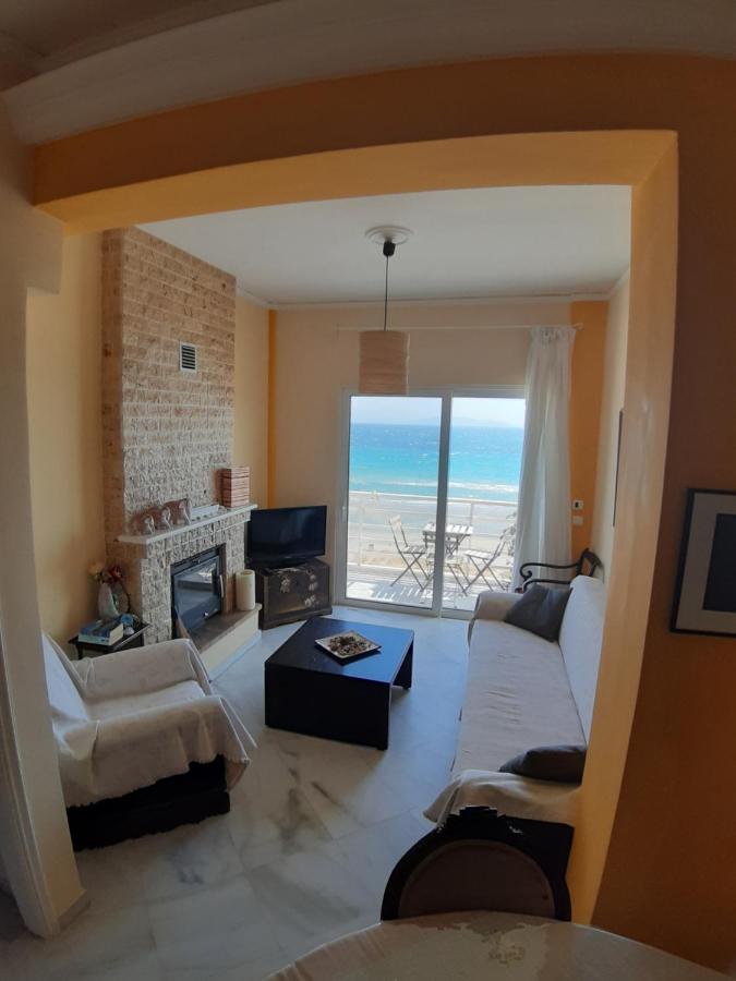 B&B Loutsa - Apartment Michalis by the Sea - Bed and Breakfast Loutsa