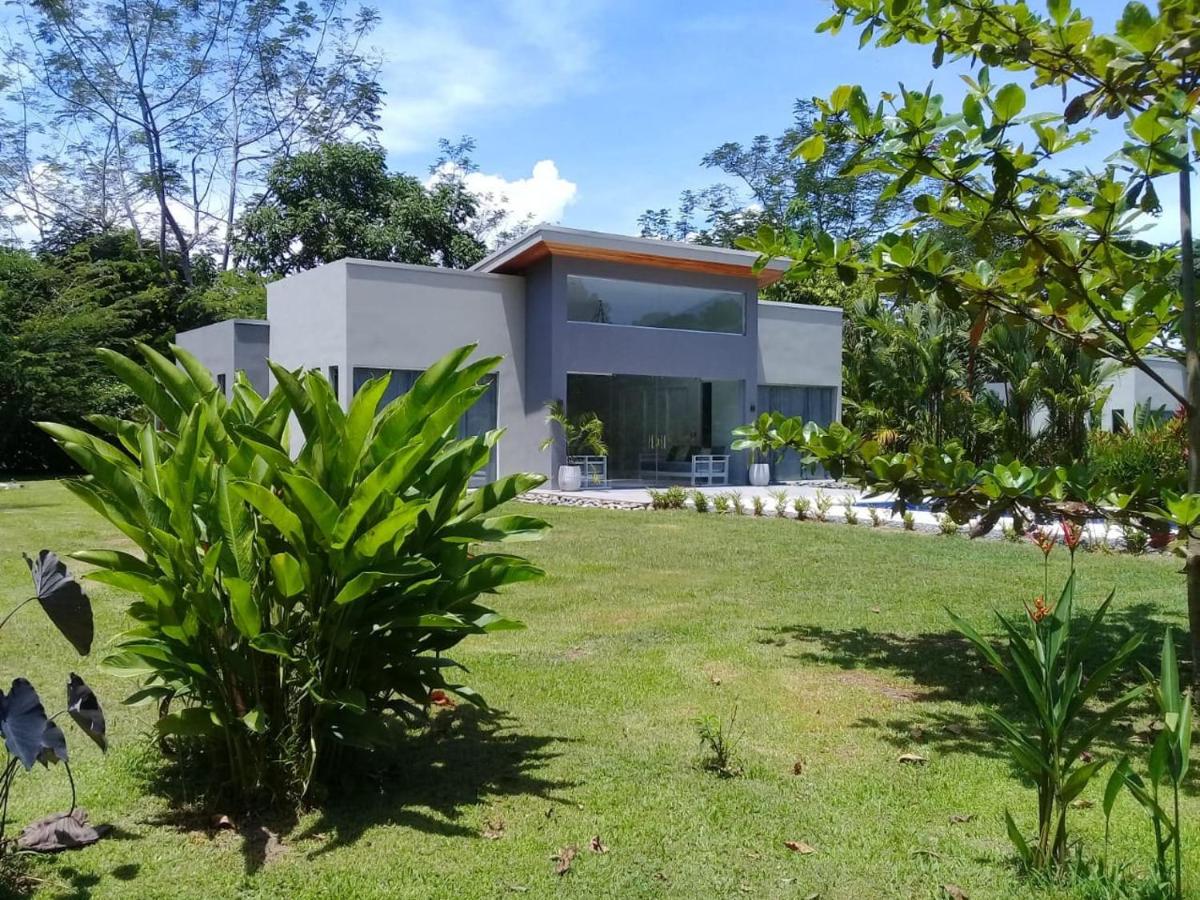 B&B Cahuita - Lilan Nature, Modern House N°1, private swimming pool. - Bed and Breakfast Cahuita