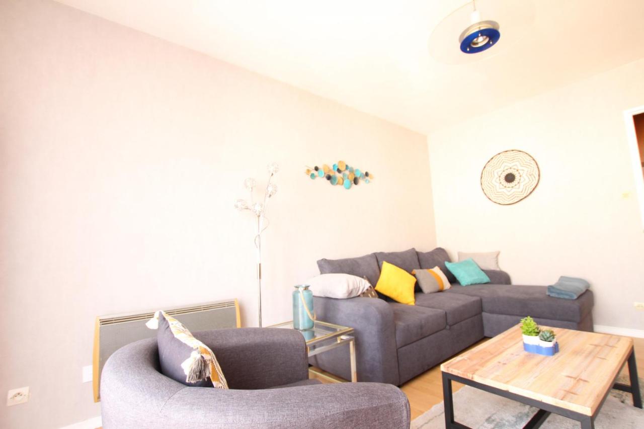 B&B Colmar - Colmar City Center - Appartement THEIN'HOME Terrasse - BookingAlsace - Bed and Breakfast Colmar