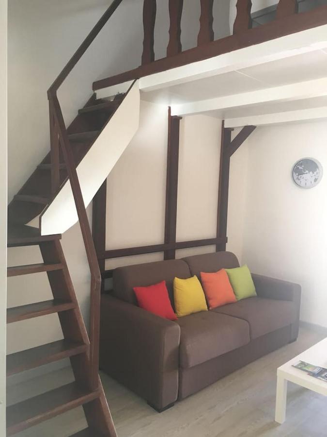 Studio-Mezzanine proche toutes commodités - B&B