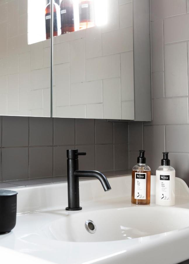 Luxury house, Golden Circle getaway - Private hot tub and sauna - Chambres d'hôtes Reykholt
