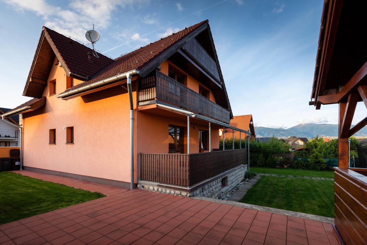 Villa with Garden View