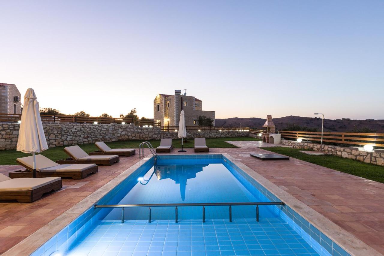 Villa con piscina privada