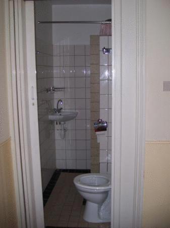 Chambre Double avec Toilettes Communes