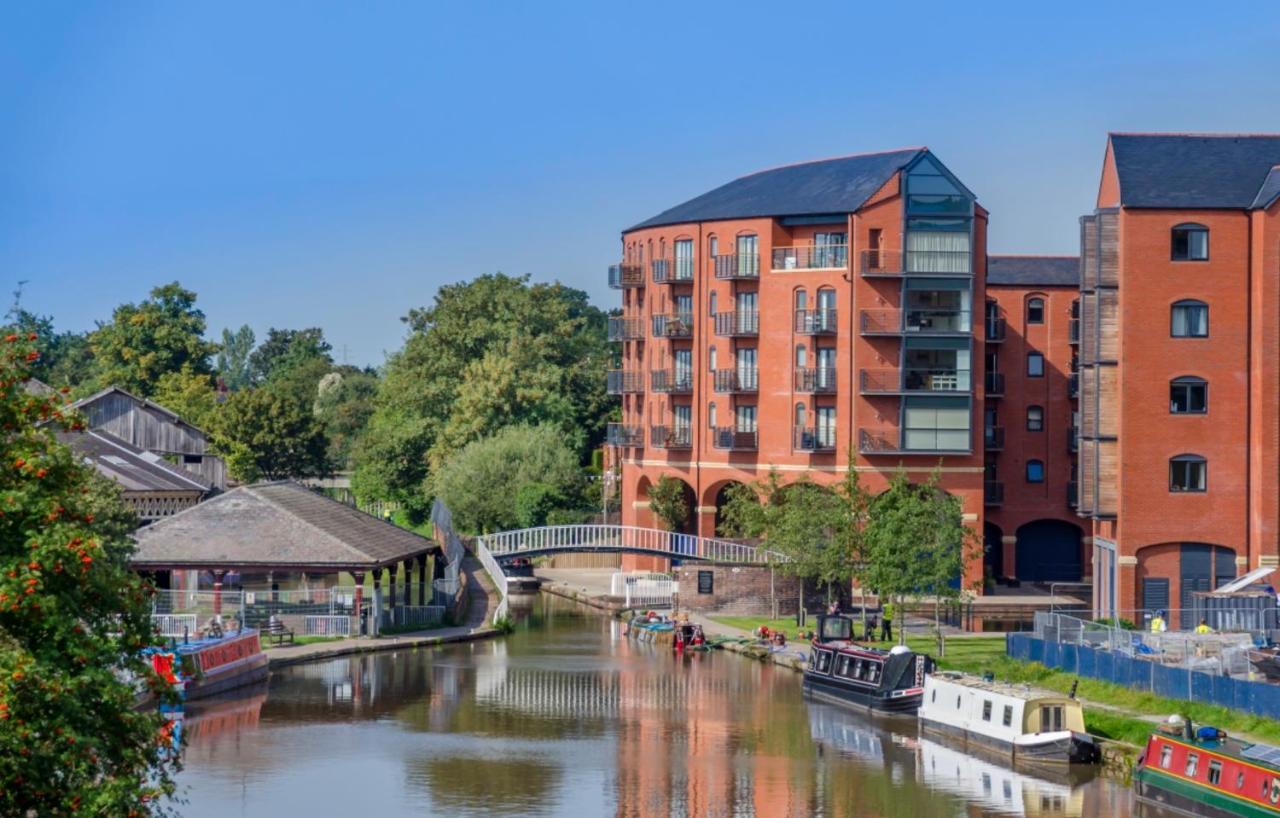 B&B Chester - City Centre Chester Waterways Apartment - Bed and Breakfast Chester
