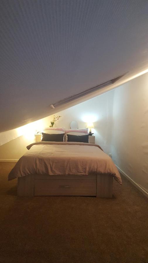 Duplex à 5 min aéroport Orly - 15 min Paris - Bed and Breakfast