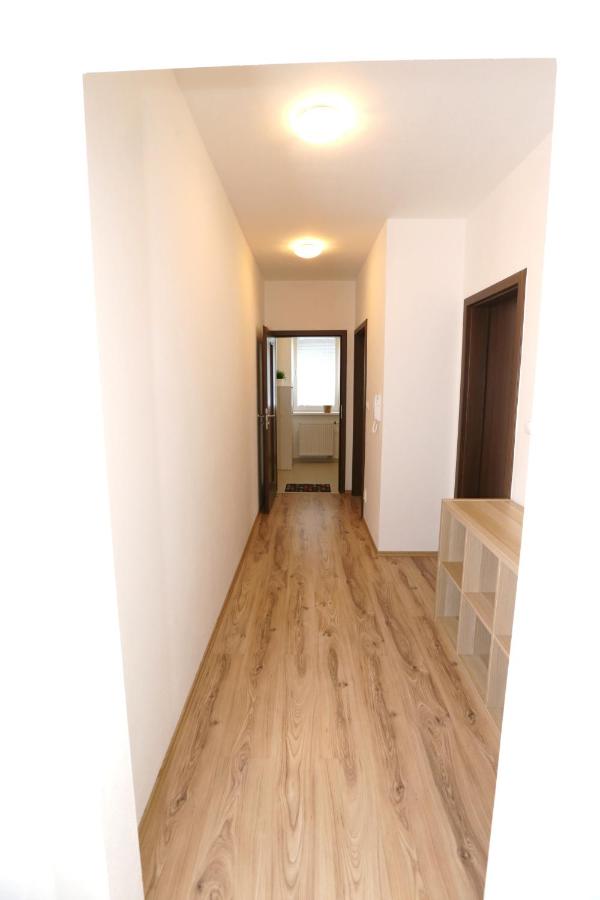 Šamorín - Apartment in the center - private parking - klimatizácia - B&B Šamorín