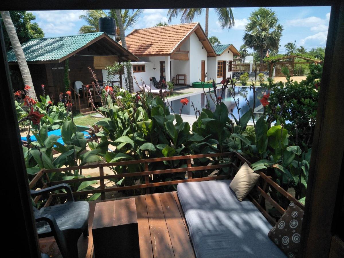 One-Bedroom Bungalow